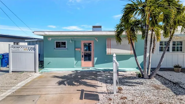 $615,000 | 23 Seaside Court, Holmes Beach, FL 34217