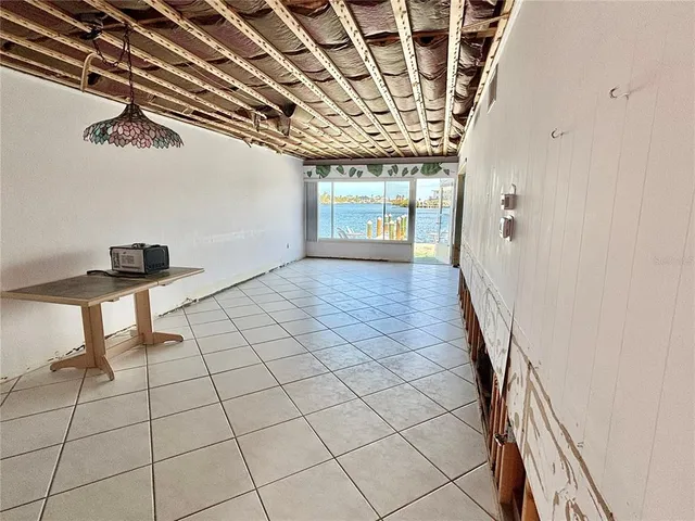 $615,000 | 23 Seaside Court, Holmes Beach, FL 34217