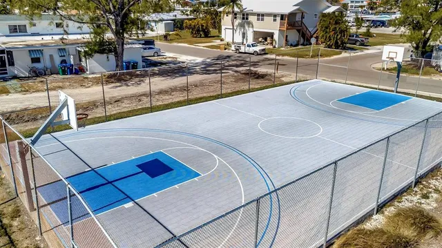 $615,000 | 23 Seaside Court, Holmes Beach, FL 34217