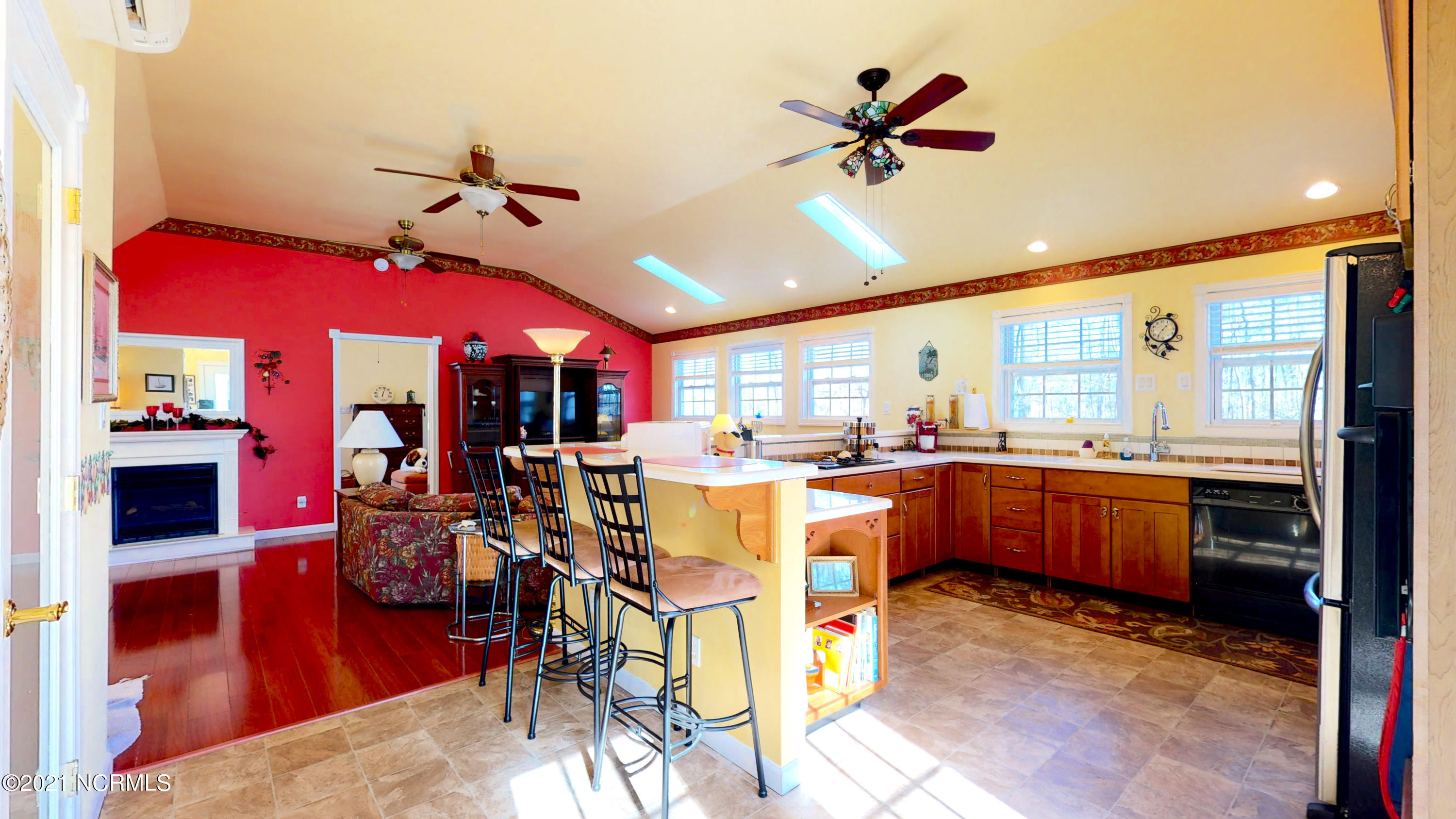 100 White Hall Road Arapahoe, NC 28510 - Photo 48 of 77 100 White Hall Road-85
