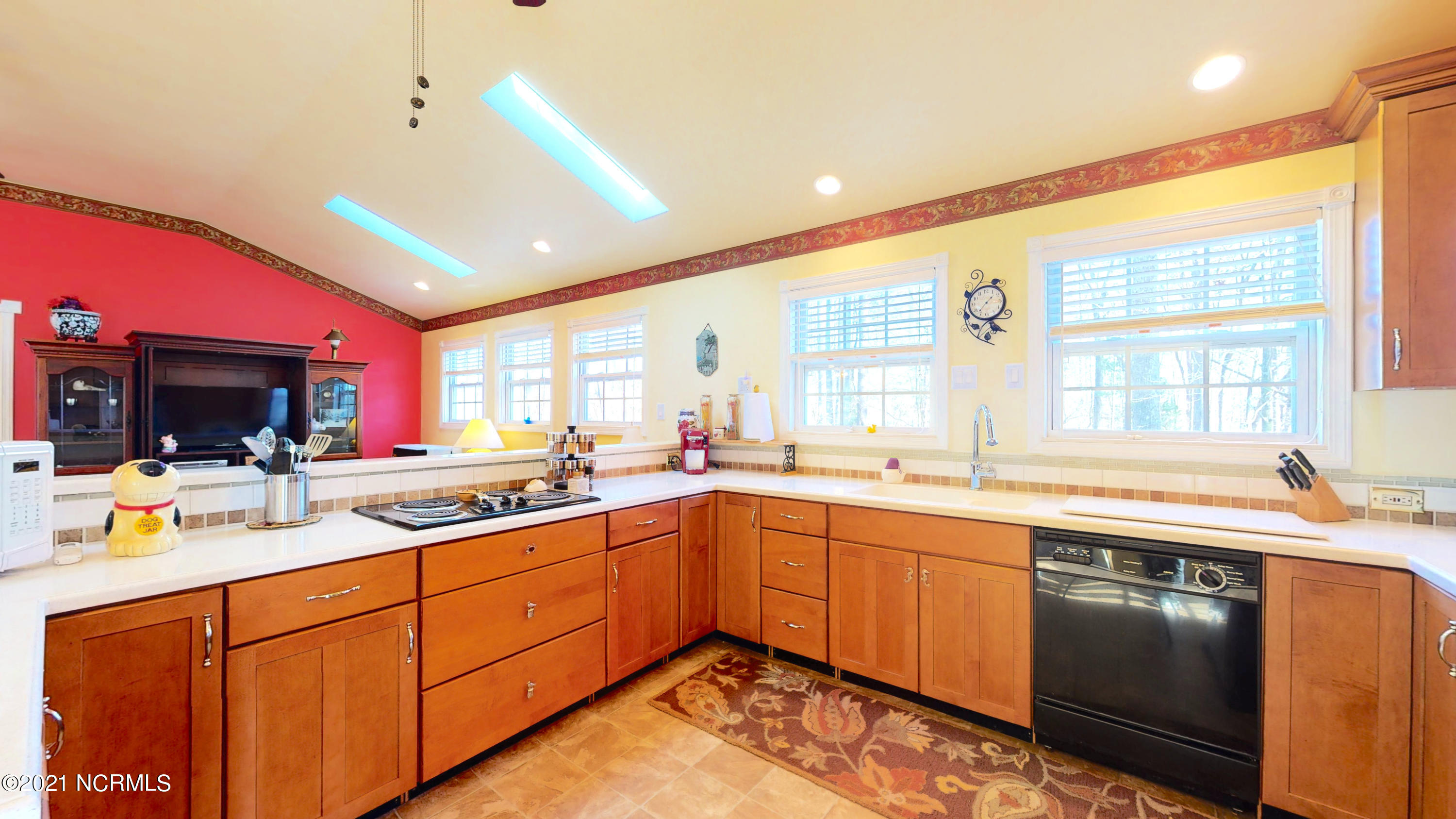 100 White Hall Road Arapahoe, NC 28510 - Photo 49 of 77 100 White Hall Road-86