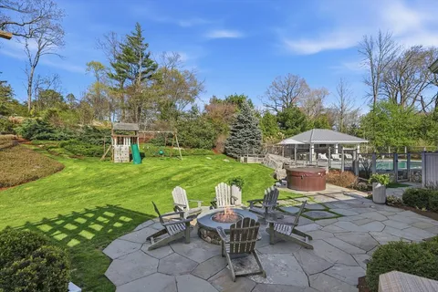 $4,500,000 | 5 Seal Cove Lane, Hingham, MA 02043