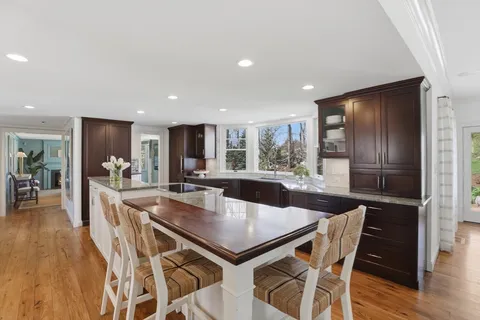 $4,500,000 | 5 Seal Cove Lane, Hingham, MA 02043