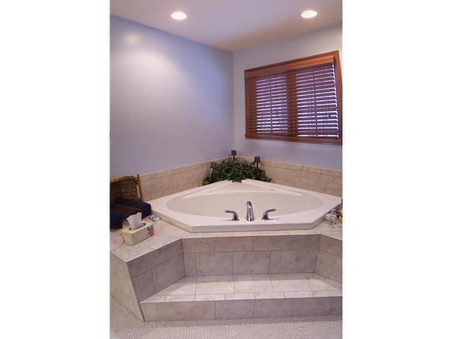 3828 Senour Road Indianapolis, IN 46239 - Photo 15 of 24 Gallery Image 15