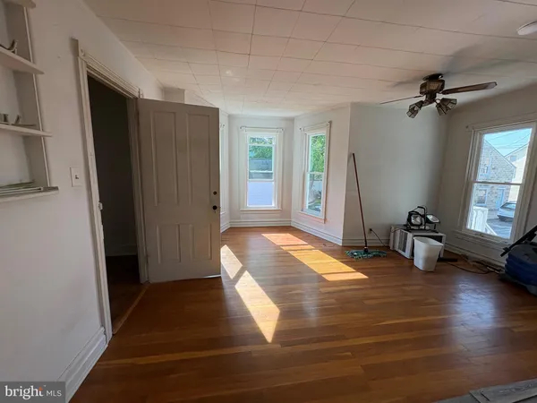 $1,200 | 50 East North Street, Unit 2, Waynesboro, PA 17268