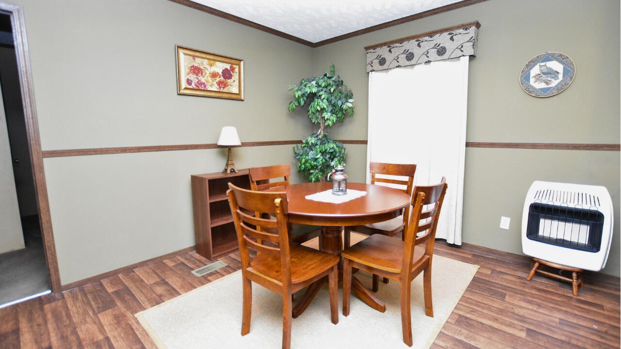 157 Roblyer Road Benton, TN 37307 - Photo 8 of 21 11