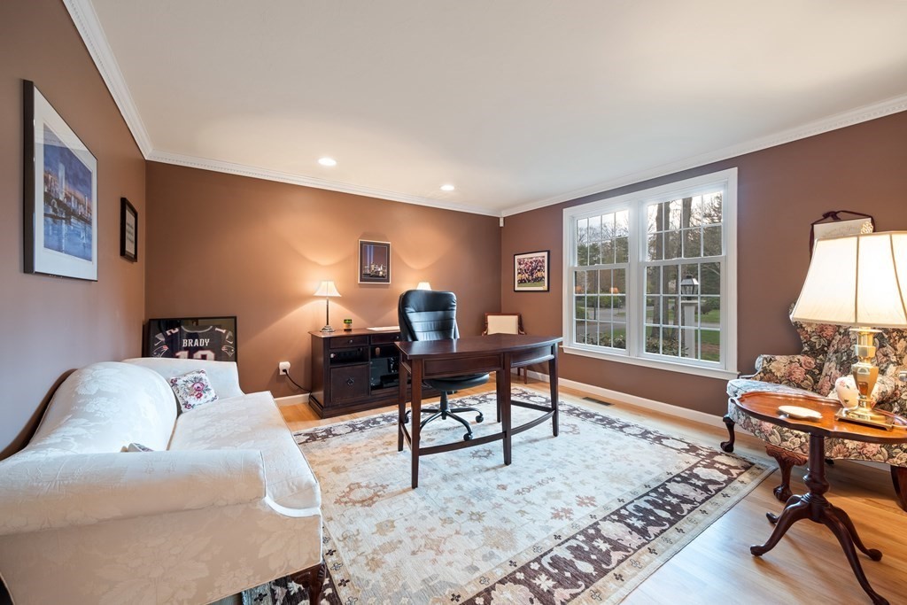 127 York Road Mansfield, MA 02048 - Photo 17 of 38 Gallery Image 17