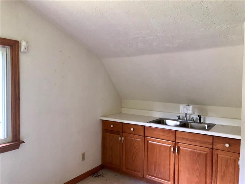 2952 Jacks Run Road White Oak, PA 15131 - Photo 8 of 8 Gallery Image 8