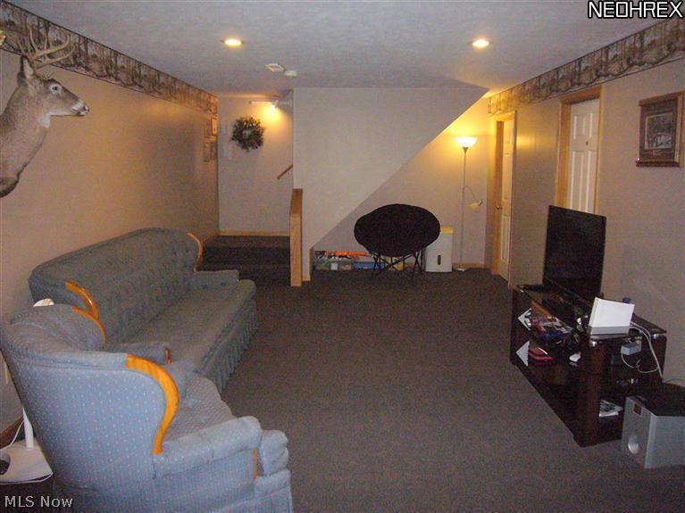 16055 Madison Road Middlefield, OH 44062 - Photo 13 of 15