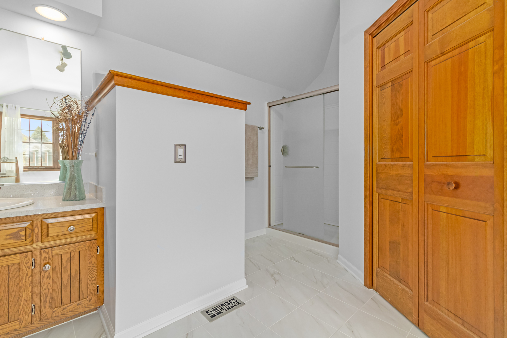 1841 Ranchview Drive Naperville, IL 60565 - Photo 13 of 26