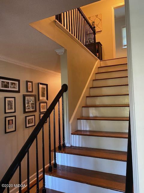 5305 Rivoli Drive Macon, GA 31210 - Photo 25 of 49 17-d5305RivoliDrStairs