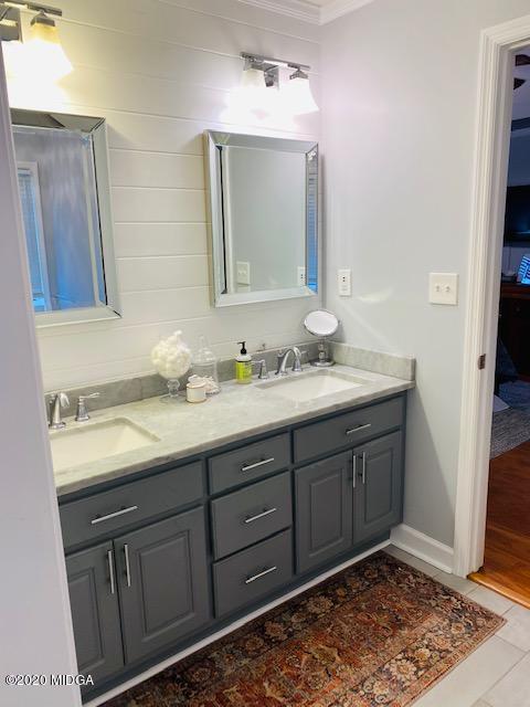 5305 Rivoli Drive Macon, GA 31210 - Photo 33 of 49 24-5305RivoliDrMstrBthVanity