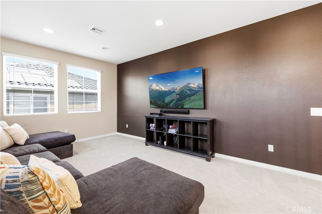 26003 Tennyson Lane Stevenson Ranch, CA 91381 - Photo 34 of 58