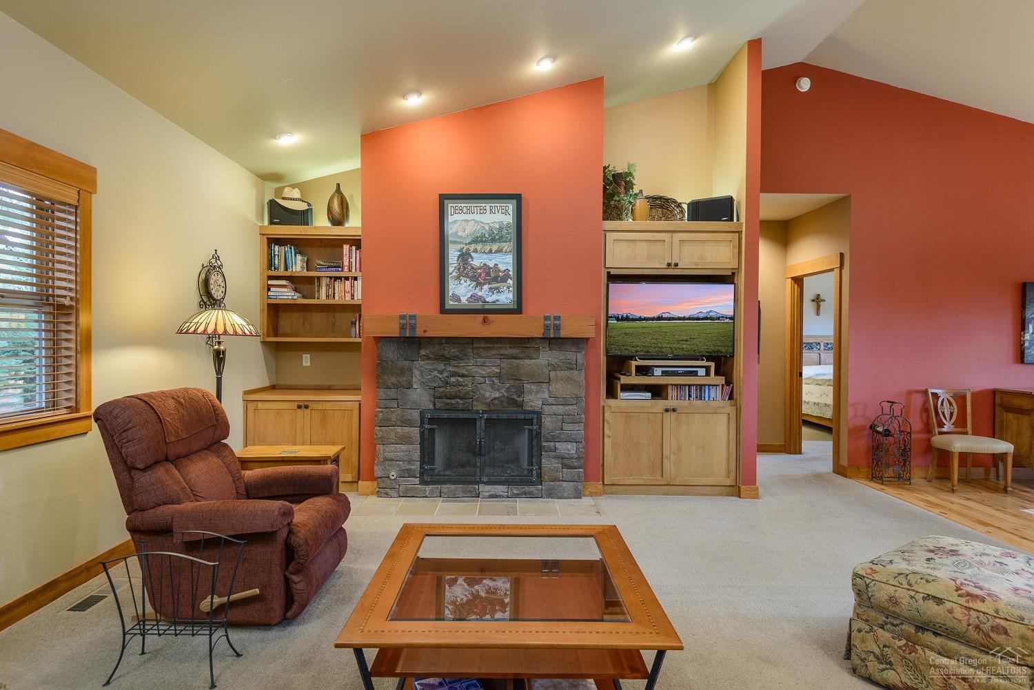 61440 Elder Ridge Street Bend, OR 97702 - Photo 3 of 25 Additional Photo