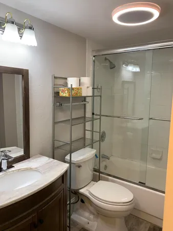 $1,800 | 4120 Tivoli Court, Unit 305, Lake Worth, FL 33467