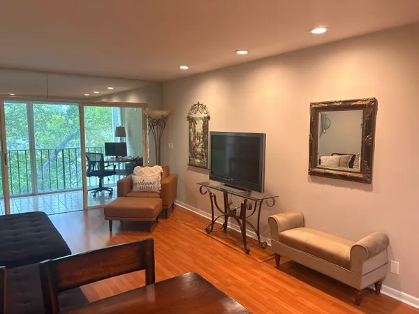 $1,800 | 4120 Tivoli Court, Unit 305, Lake Worth, FL 33467