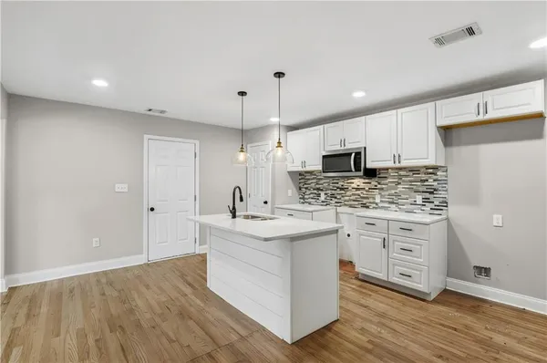 $2,375 | 2866 Belvedere Lane, Decatur, GA 30032