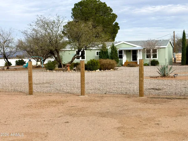 $1,800 | 5333 South Santa Claus Avenue, Sierra Vista, AZ 85650