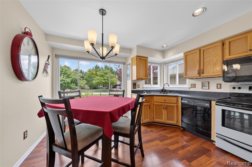 44637 Ridgefield Road Canton, MI 48188 - Photo 10 of 44