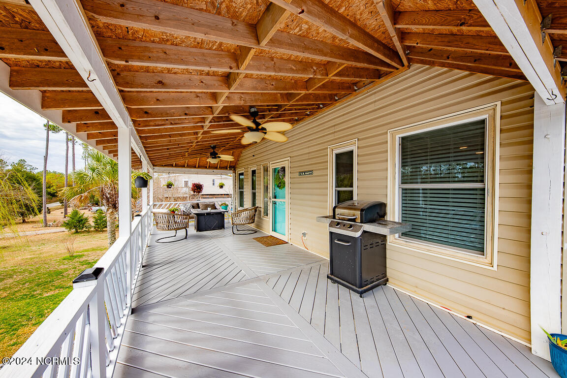 547 Upper Neck Road Bayboro, NC 28515 - Photo 20 of 27 Upperneckporch2