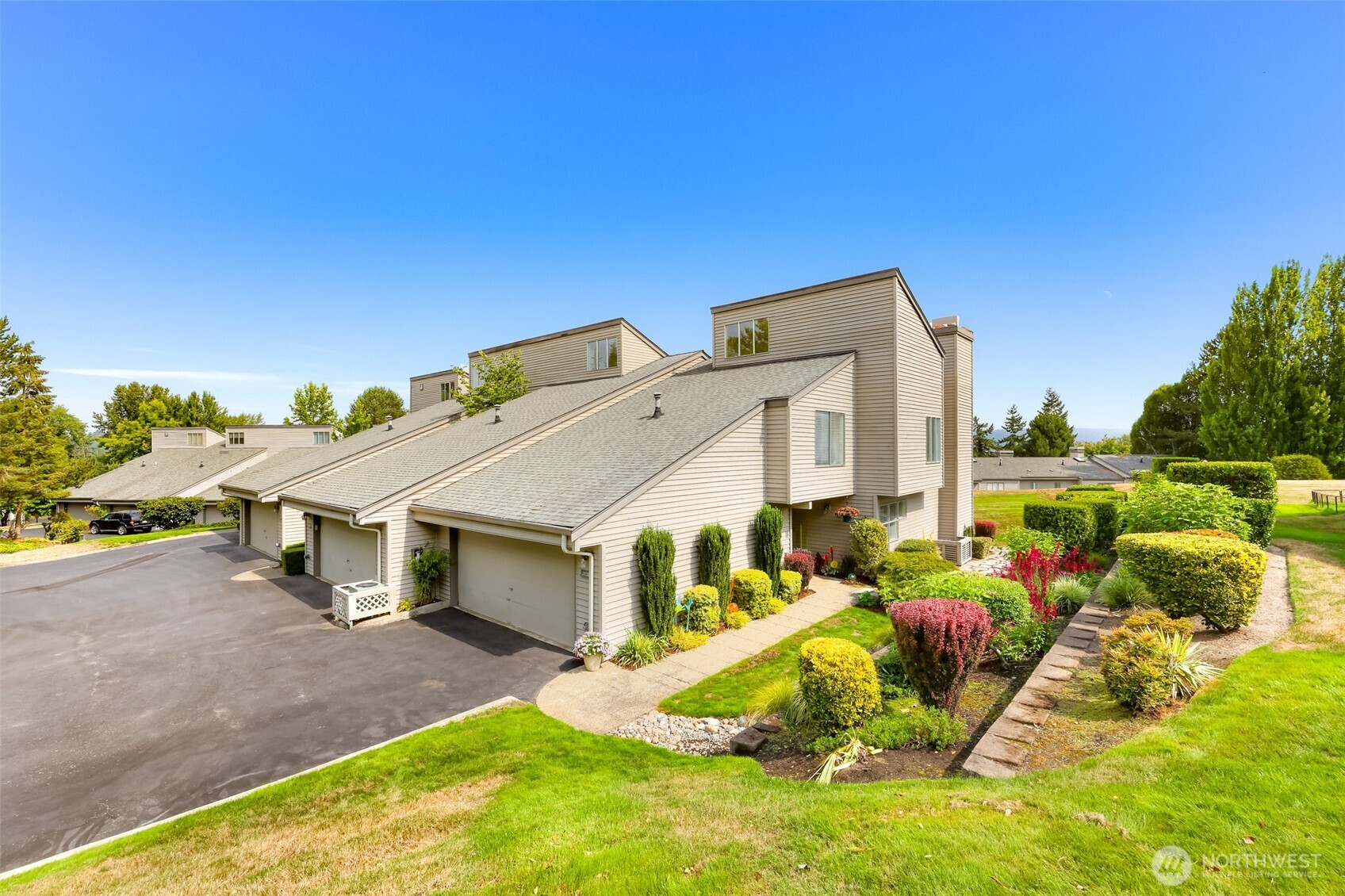 7250 Old Redmond Road, Unit J138 Redmond, WA 98052 - Photo 2 of 40