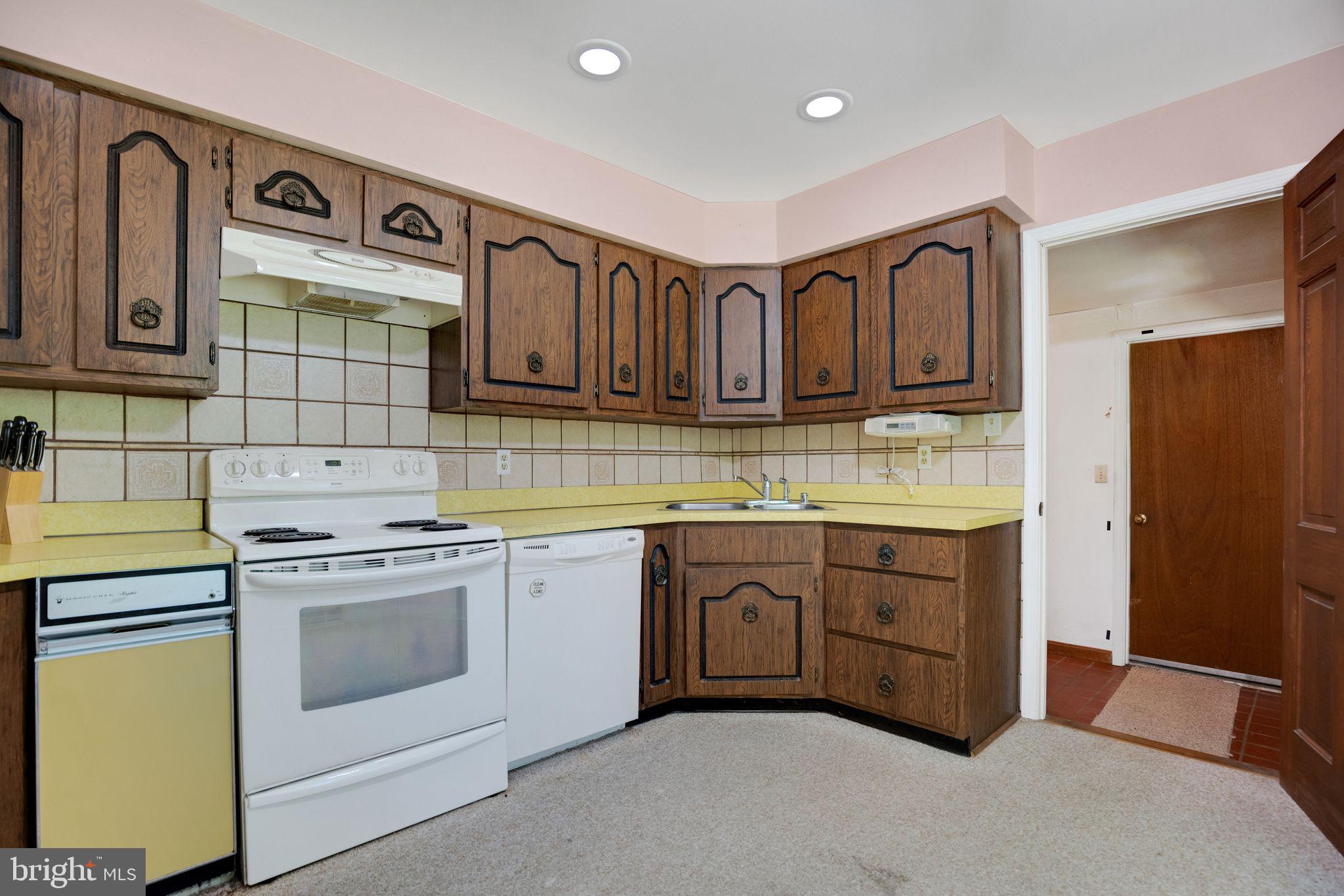 11606 Rivershore Drive Dunkirk, MD 20754 - Photo 27 of 33 Kitchen