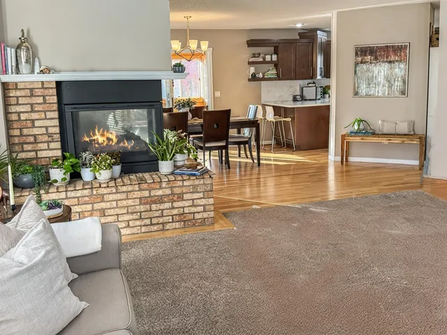 $520,000 | 1113 Pine Street, Onalaska, WI 54650