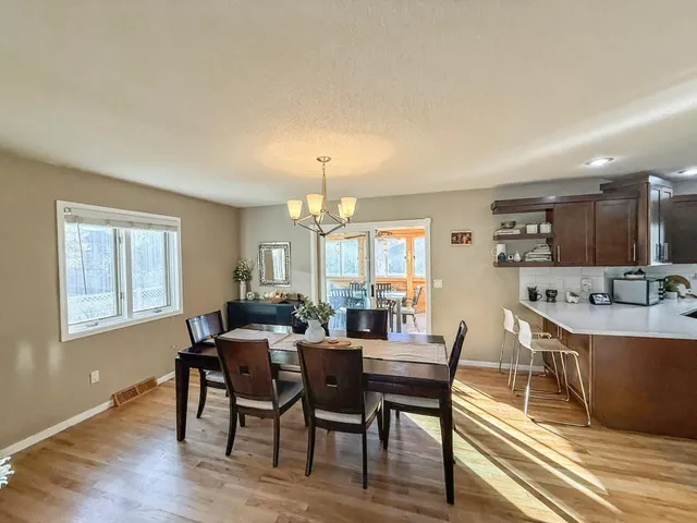 $520,000 | 1113 Pine Street, Onalaska, WI 54650