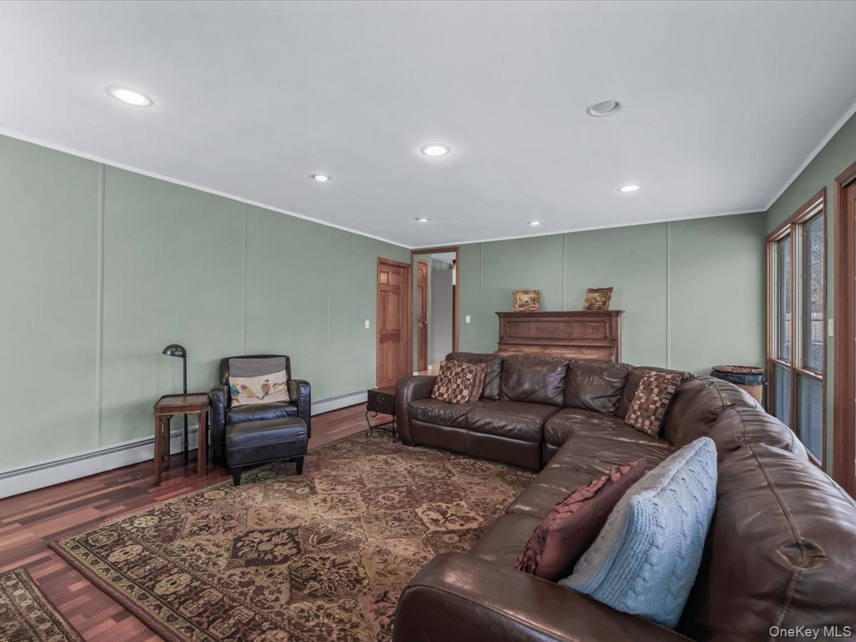 29 Sun Hill Road Nesconset, NY 11767 - Photo 16 of 32 a living room with furniture