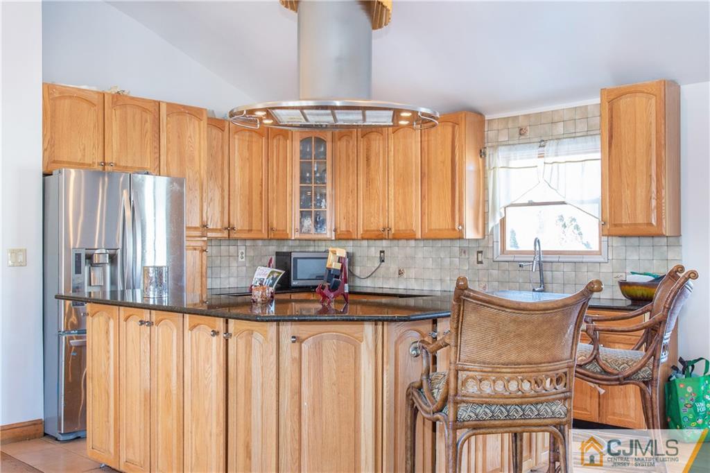 31 Barlow Road Edison, NJ 08817 - Photo 5 of 21 Gallery Image 5