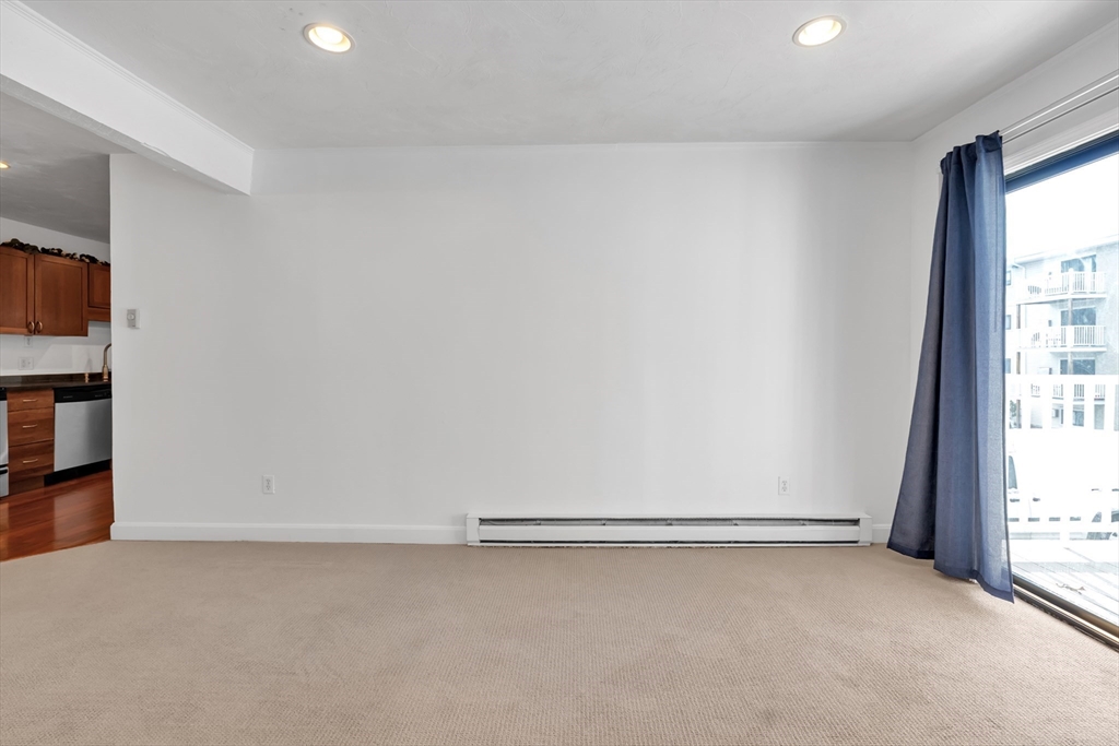 336 East Main Street, Unit 14 Marlborough, MA 01752 - Photo 12 of 33