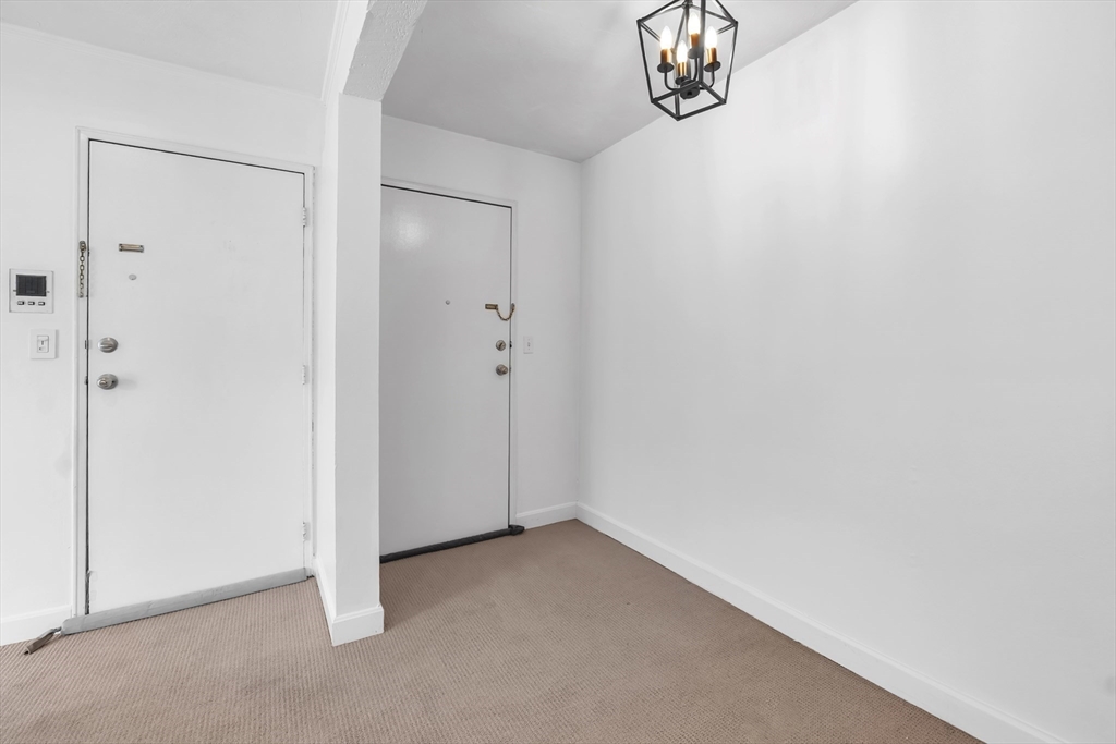 336 East Main Street, Unit 14 Marlborough, MA 01752 - Photo 14 of 33