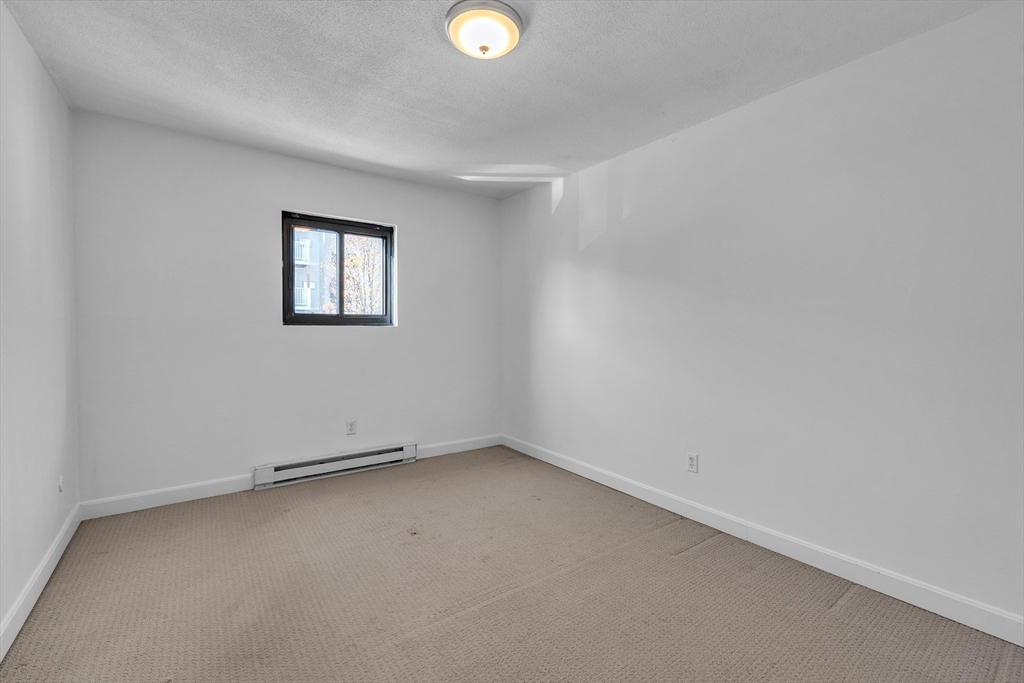 336 East Main Street, Unit 14 Marlborough, MA 01752 - Photo 17 of 33