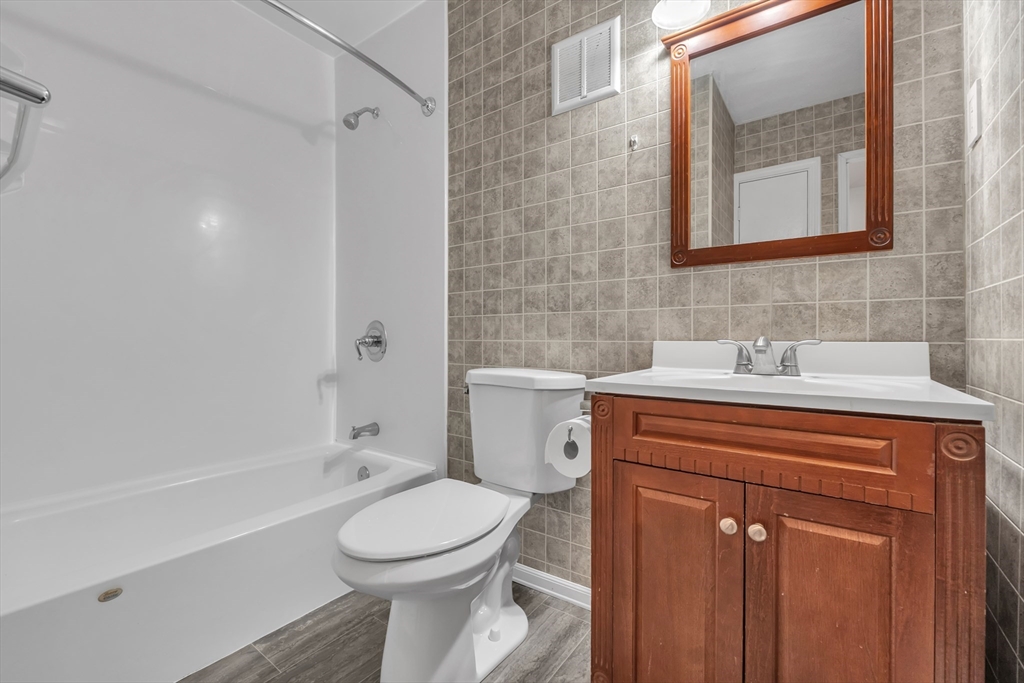 336 East Main Street, Unit 14 Marlborough, MA 01752 - Photo 25 of 33