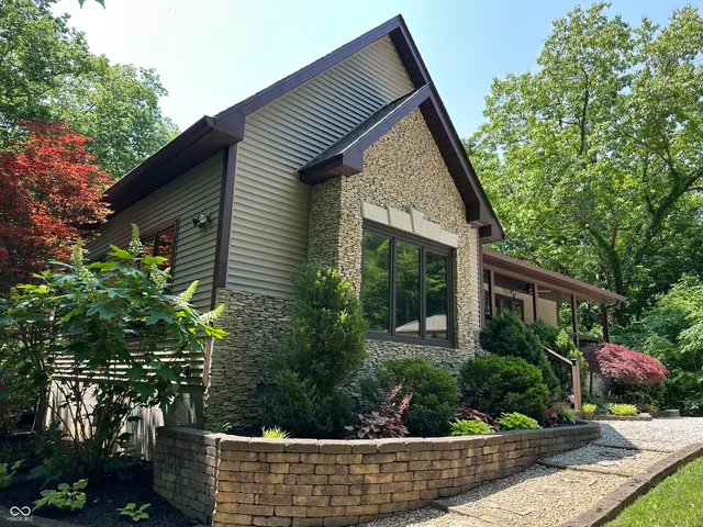 $795,000 | 204 Hardin Ridge Road, Bedford, IN 47421