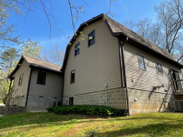 $795,000 | 204 Hardin Ridge Road, Bedford, IN 47421