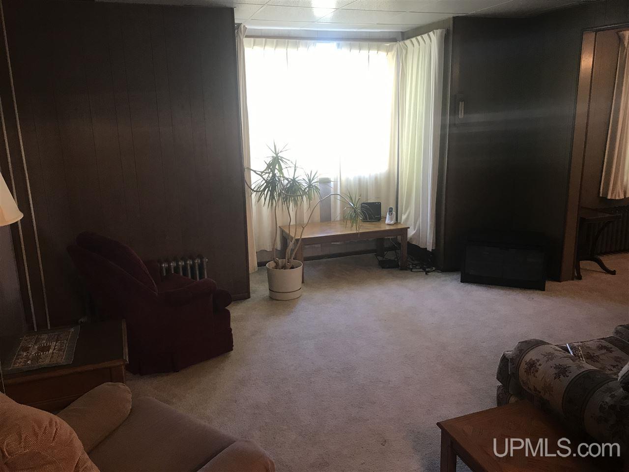 170 Bluff Street Ishpeming, MI 49849 - Photo 10 of 30