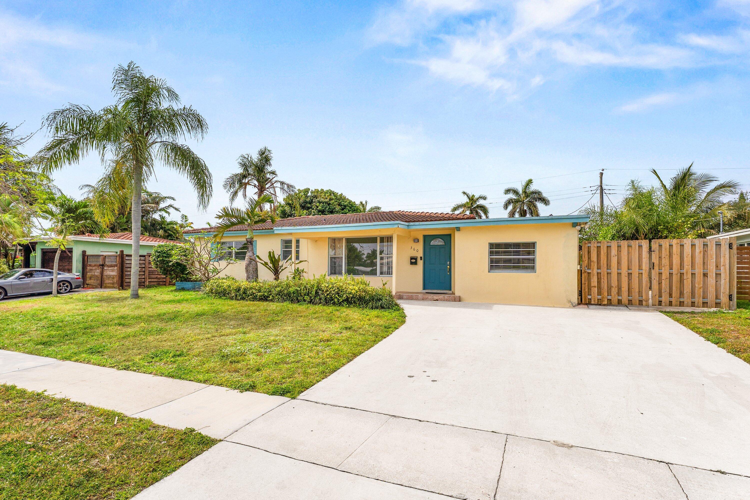 360 Northeast 23rd Way Boca Raton, FL 33431 - Photo 2 of 30 Exterior