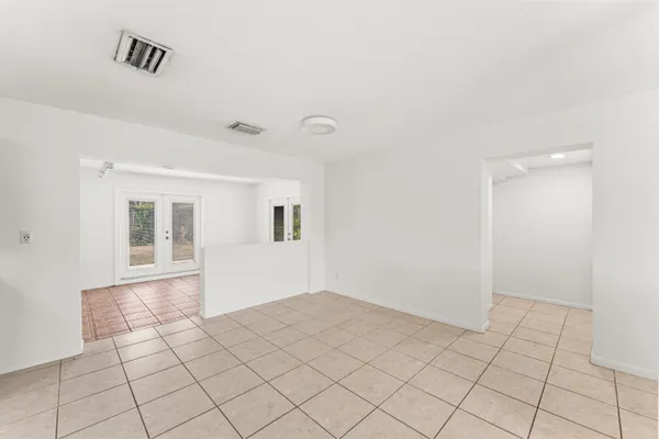 $649,000 | 360 Northeast 23rd Way, Boca Raton, FL 33431