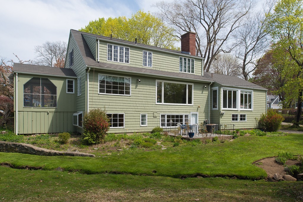 43 Shorewood Road Marblehead, MA 01945 - Photo 4 of 30 a front view of a house with a yard