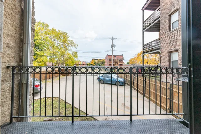 $2,250 | 6217 South Kimbark Avenue, Unit 3S, Chicago, IL 60637