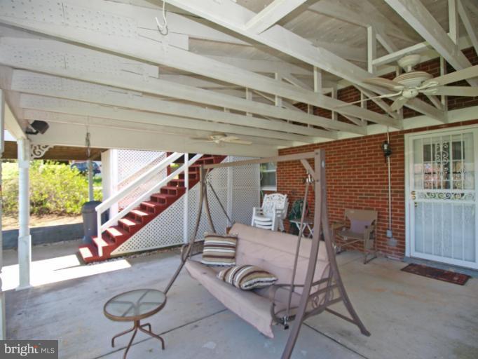 2720 Old Briggs Chaney Road Silver Spring, MD 20905 - Photo 4 of 25 Patio