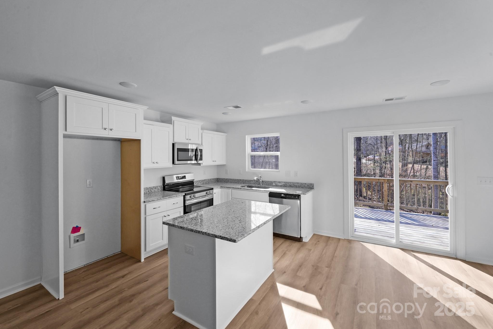 2644 Downey Drive Lancaster, SC 29720 - Photo 3 of 27