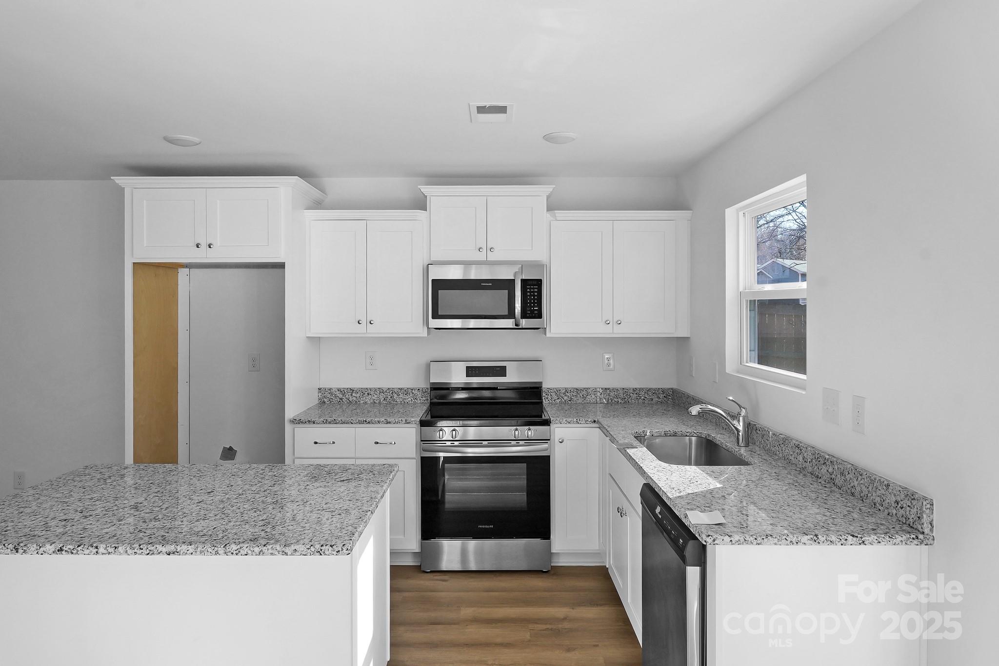 2644 Downey Drive Lancaster, SC 29720 - Photo 4 of 27