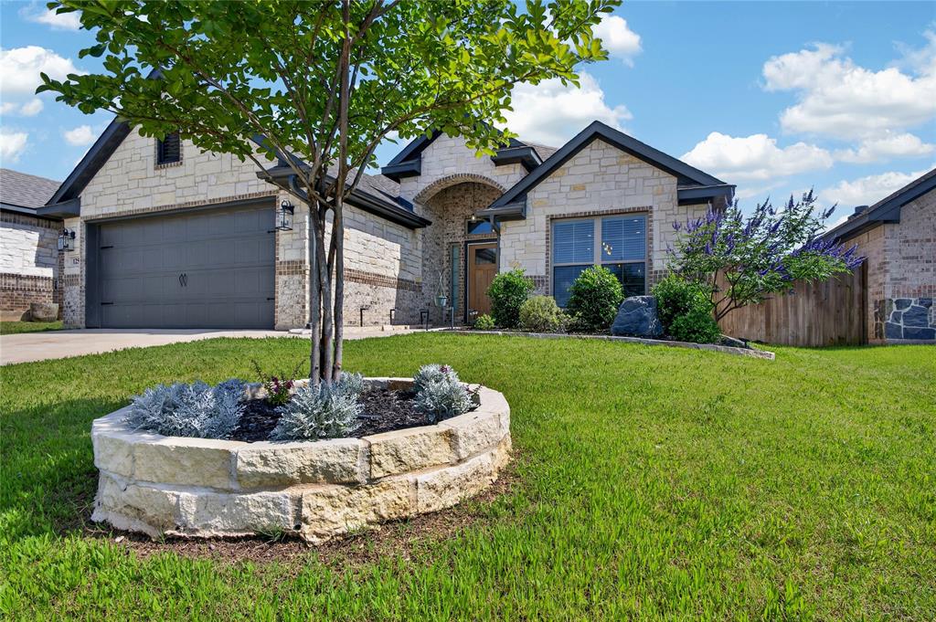 125 Maverick Lane Pilot Point, TX 76258 - Photo 2 of 28
