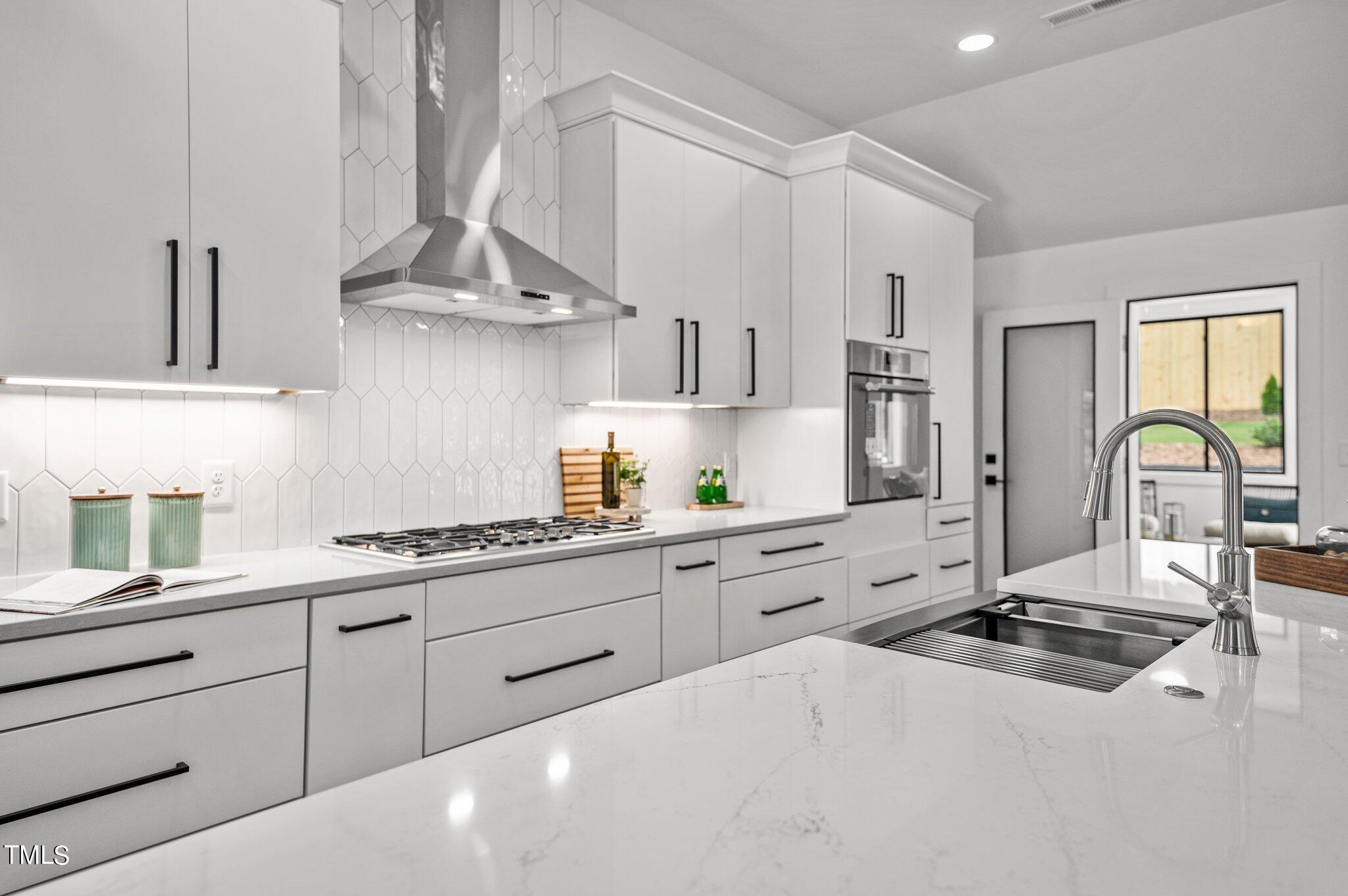 3611 Swann Street Raleigh, NC 27612 - Photo 19 of 72 Kitchen