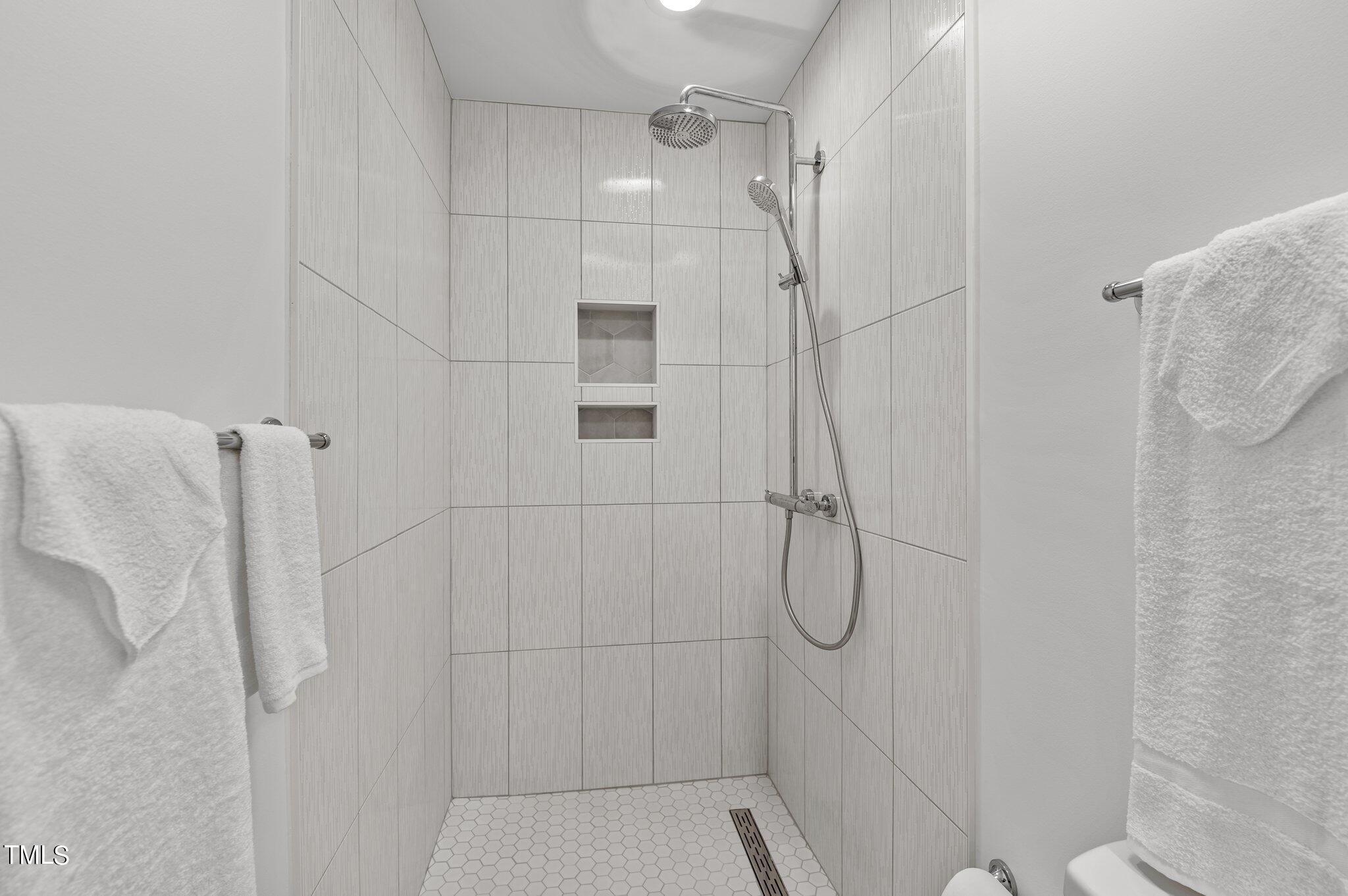 3611 Swann Street Raleigh, NC 27612 - Photo 51 of 72 Bedroom 3 En Suite
