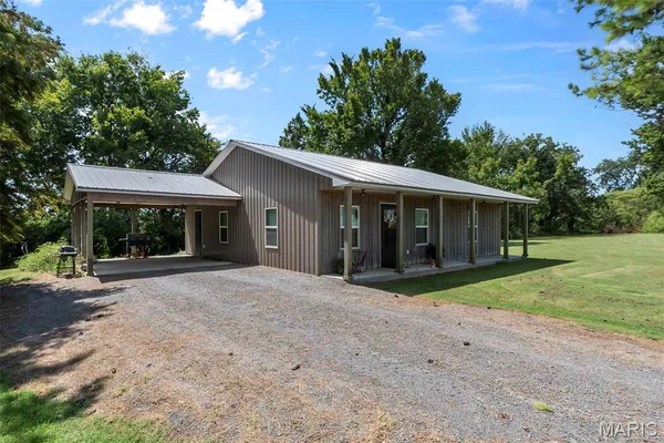 $279,900 | 425 County Highway, Steele, MO 63877