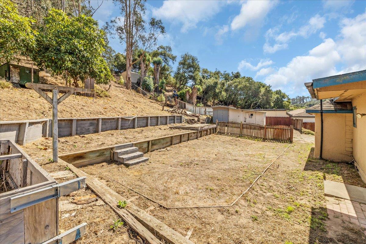 7125 Tustin Road Salinas, CA 93907 - Photo 13 of 38 Gallery Image 13