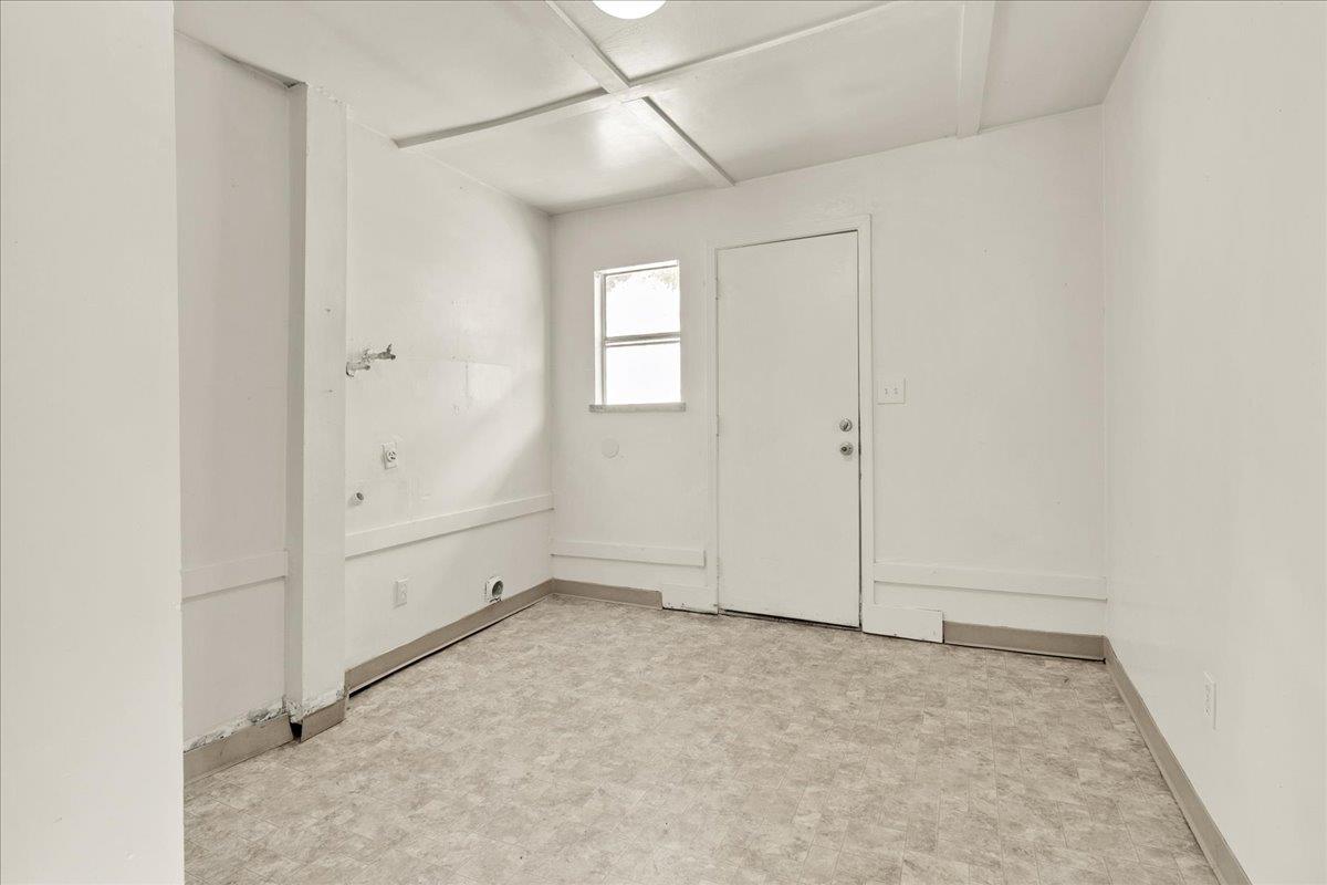 7125 Tustin Road Salinas, CA 93907 - Photo 30 of 38 Gallery Image 30